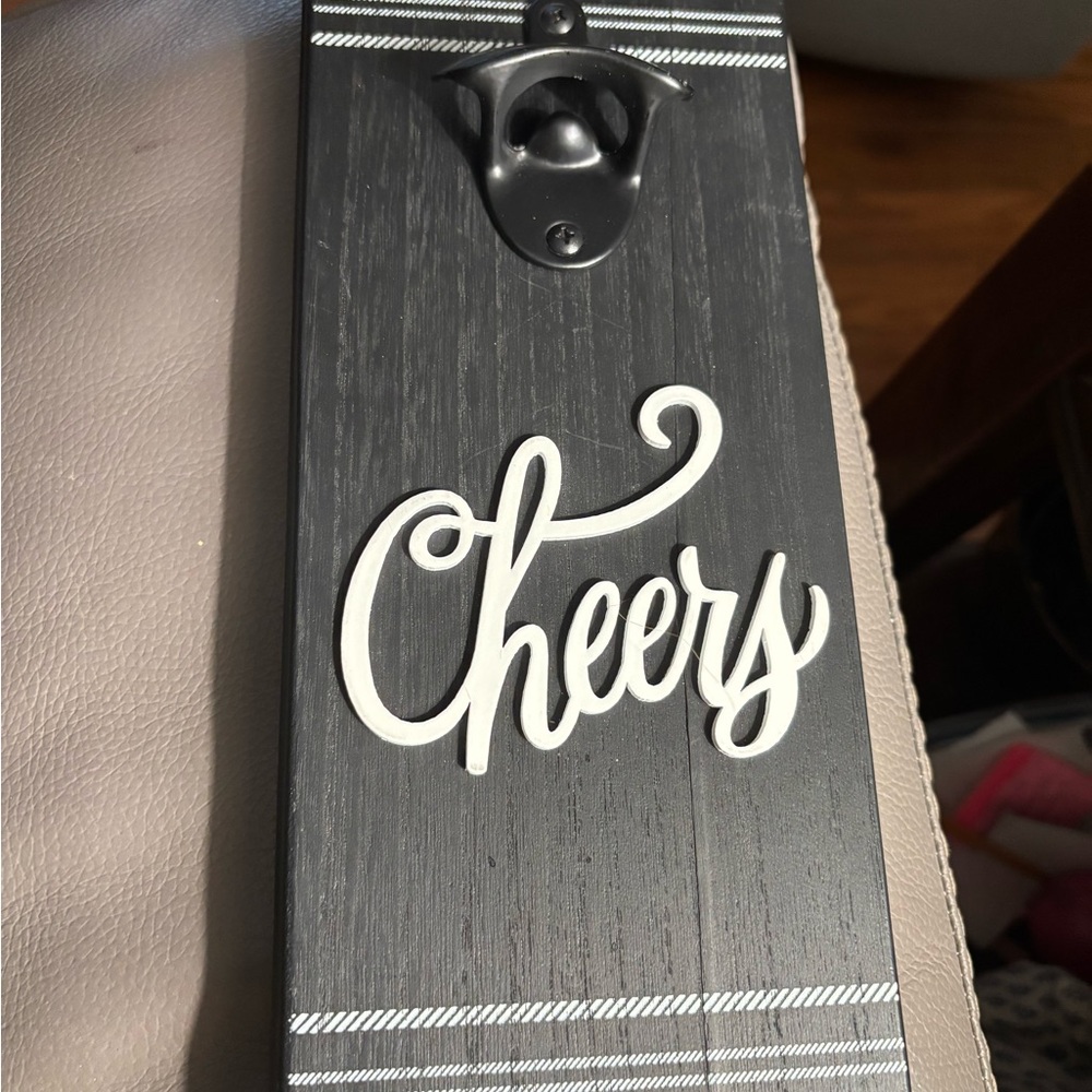 Hallmark Black and White Cheers Wall Hook